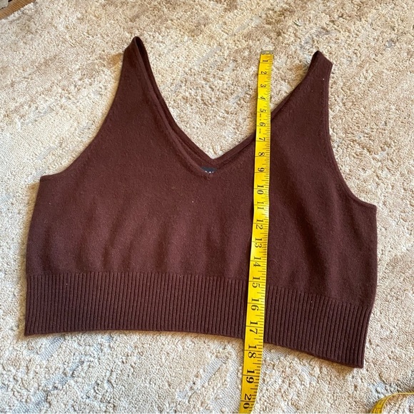 NAADAM Walnut Brown Cashmere Cropped Knit Sleeveless Sweater Tank: XL - Picture 4 of 6